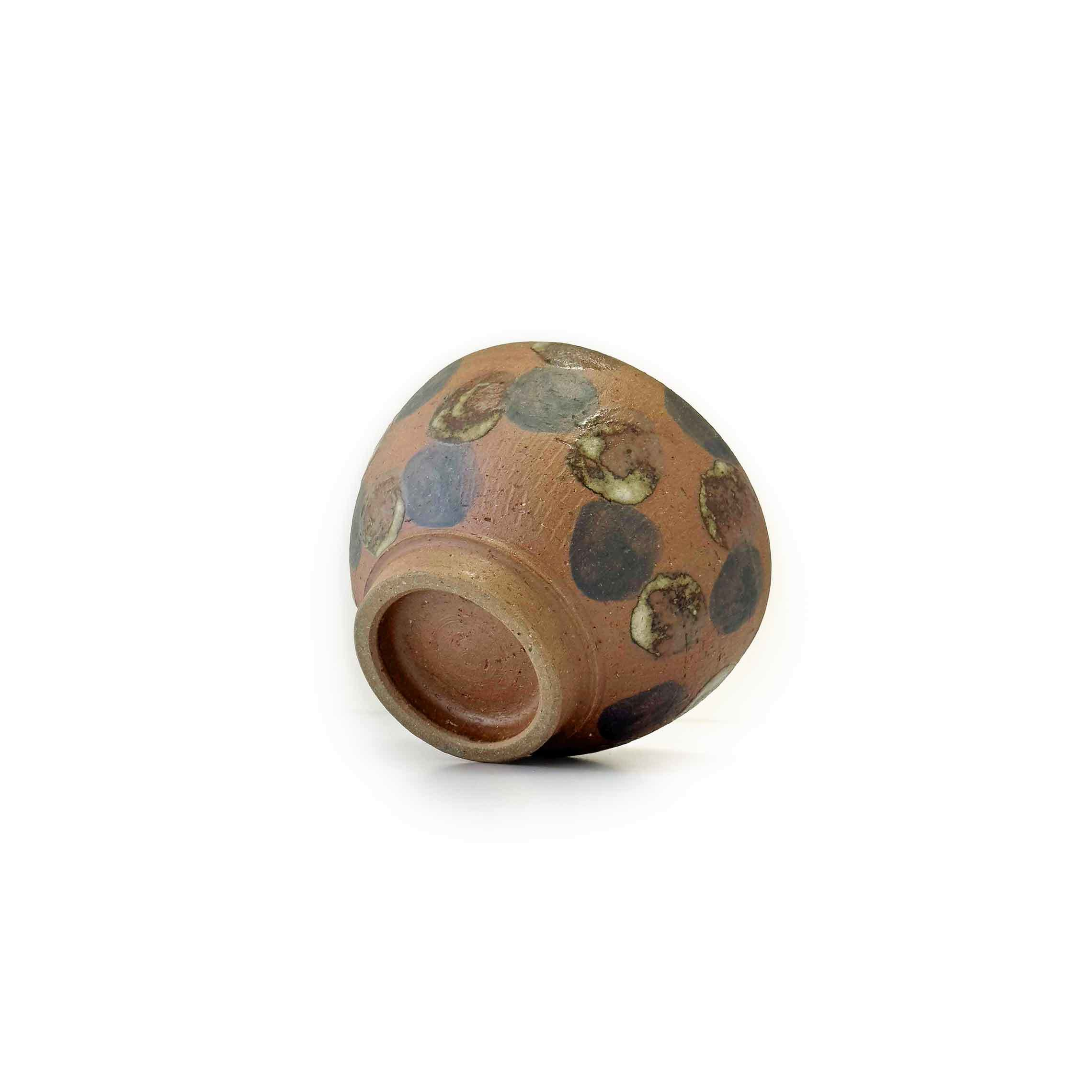 丸い形のグラス